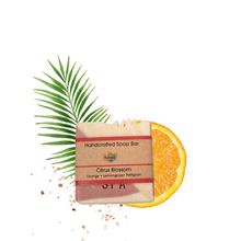 Cargar imagen en el visor de la galería, Jabón de proceso en frío Citrus Blossom - Lemongrass Orange y Palmarosa - 3 estilos diferentes