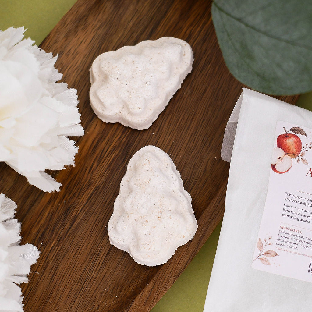 Apple & Cinnamon Aromatherapy Bath Bombs | Natural Relaxing Bath Fizzers for Stress Relief & Calm | 3 Size Options